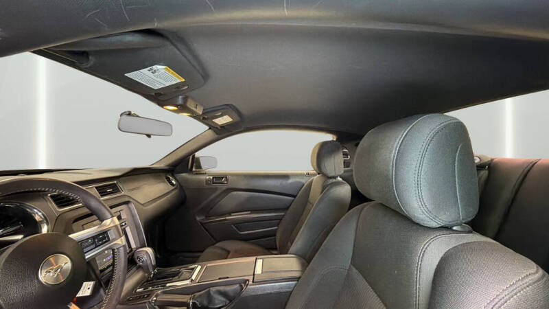 2014 Ford Mustang V6