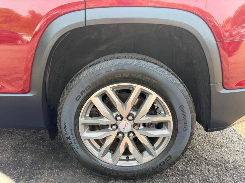 2017 GMC Acadia SLE-2
