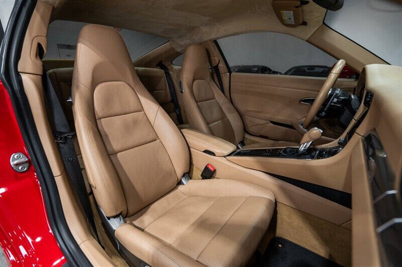 2017 Porsche 911 Carrera
