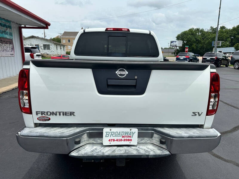 2016 Nissan Frontier SV
