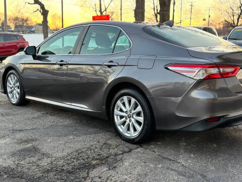 2020 Toyota Camry LE