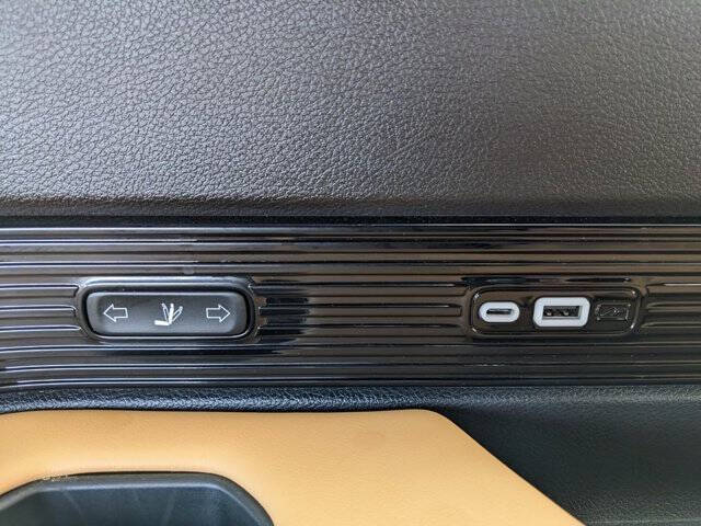 2024 Jeep Grand Wagoneer Series III