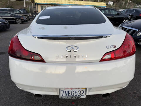 2013 Infiniti G37 Coupe Journey