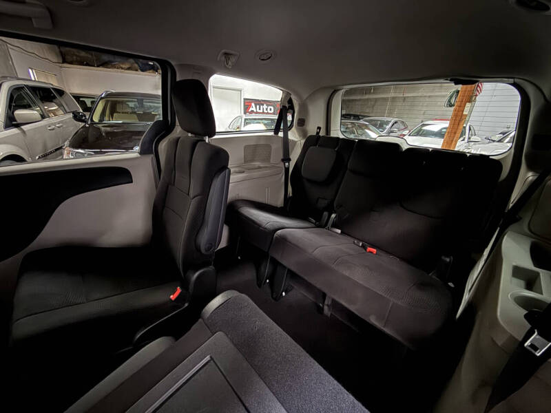 2014 Dodge Grand Caravan SE