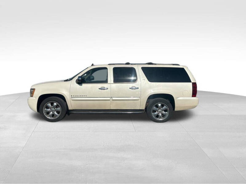 Used 2008 Chevrolet Suburban LT with VIN 1GNFK163X8R269956 for sale in Maysville, KY
