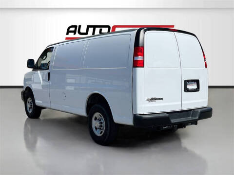 2023 Chevrolet Express 2500