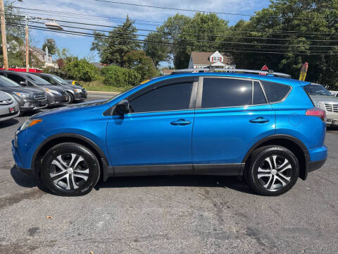 2017 Toyota RAV4 LE