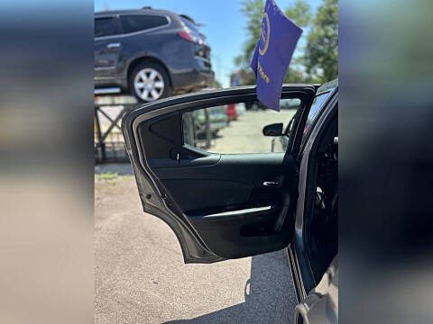 2013 Dodge Avenger R/T