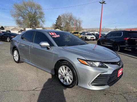 2022 Toyota Camry LE