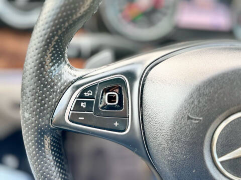 2017 Mercedes-Benz E-Class E 300 4MATIC