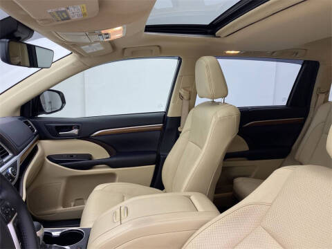 2017 Toyota Highlander