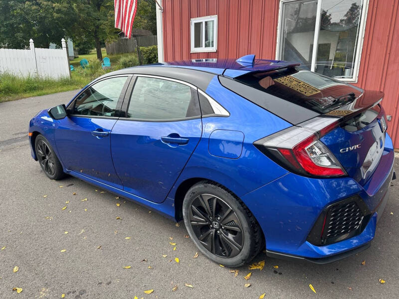 2019 Honda Civic Hatchback EX photo 9