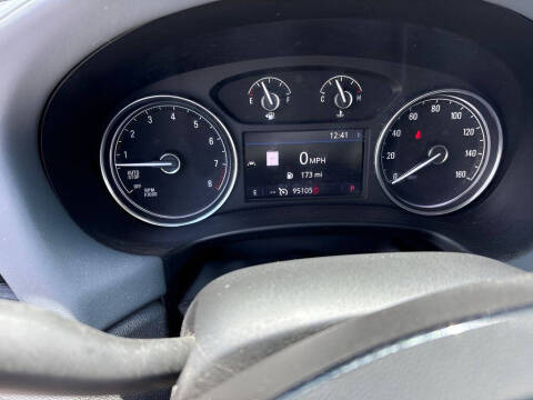 2022 Buick Enclave Essence