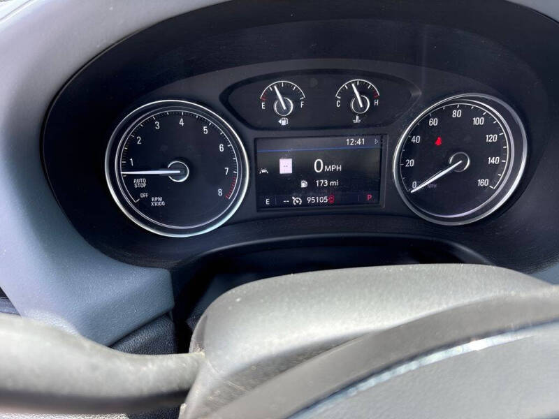 2022 Buick Enclave Essence