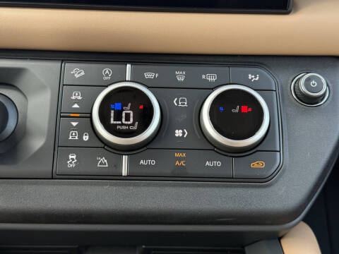 2025 Land Rover Defender 110 P400 S