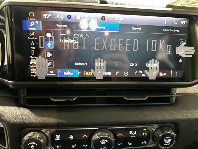 2025 Jeep Gladiator Willys