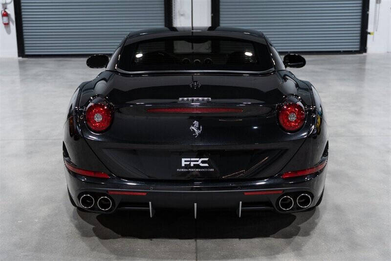 2015 Ferrari California T