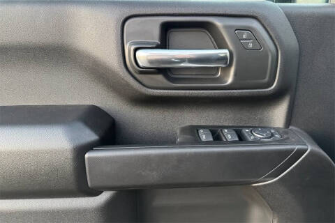 2025 GMC Sierra 2500HD Pro