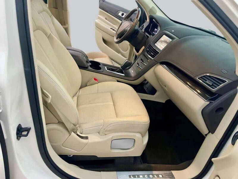 2013 Lincoln MKT EcoBoost