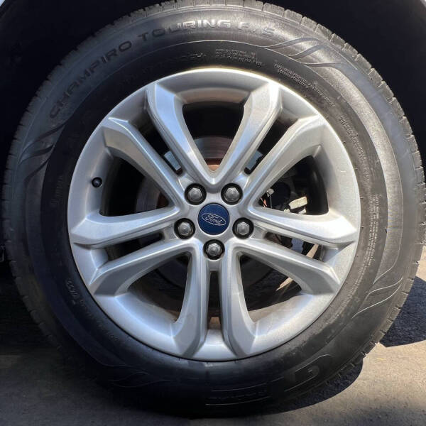 2019 Ford Edge SEL