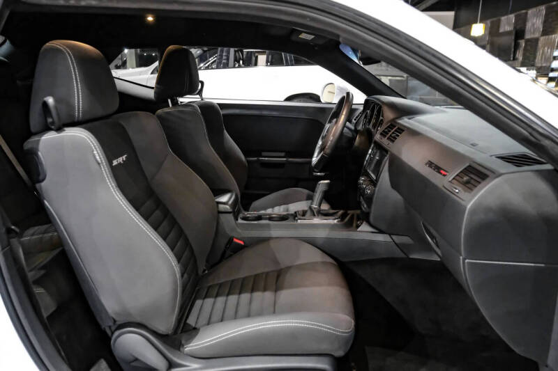 2013 Dodge Challenger SRT8 Core