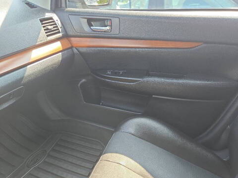 2013 Subaru Outback 2.5i Limited