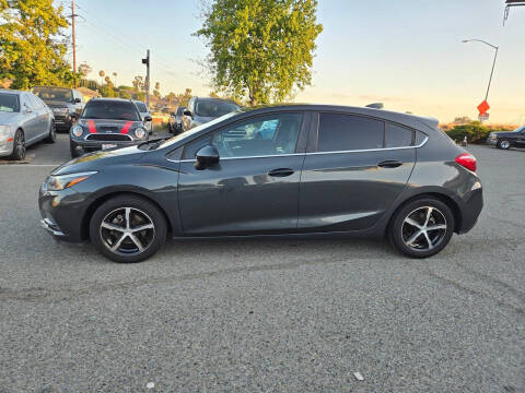 2017 Chevrolet Cruze LT Auto