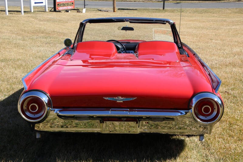 1962 Ford Thunderbird