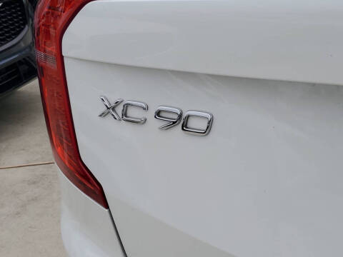 2024 Volvo XC90 B5 Plus Bright Theme