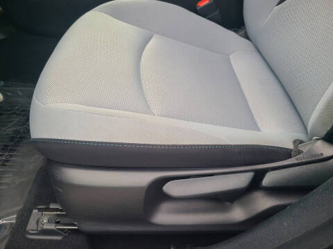 2022 Toyota Prius L Eco