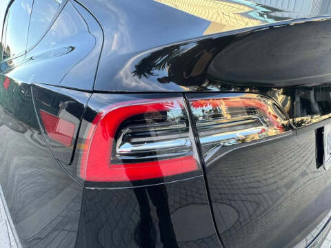 2025 Tesla Model Y Long Range