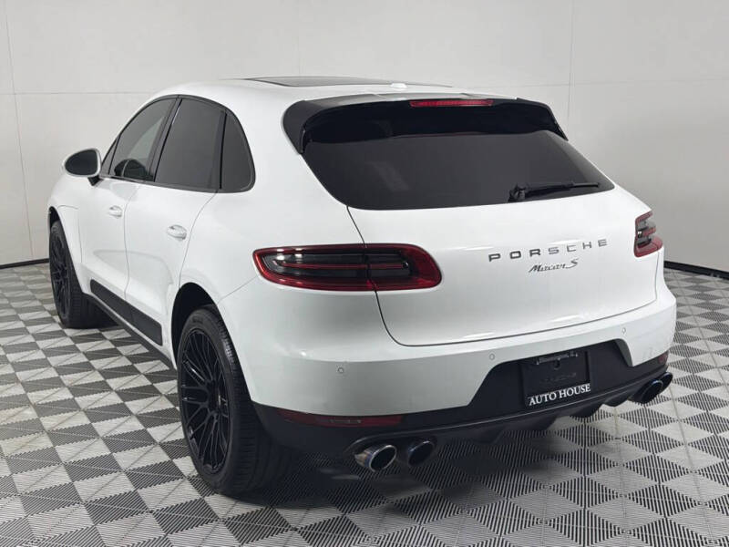 2016 Porsche Macan S