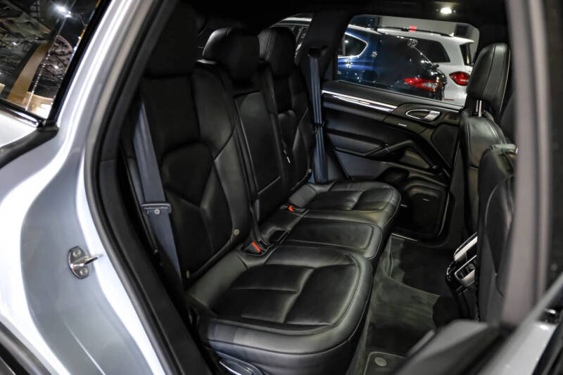 2017 Porsche Cayenne S