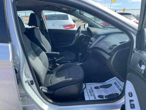 2017 Hyundai Accent SE