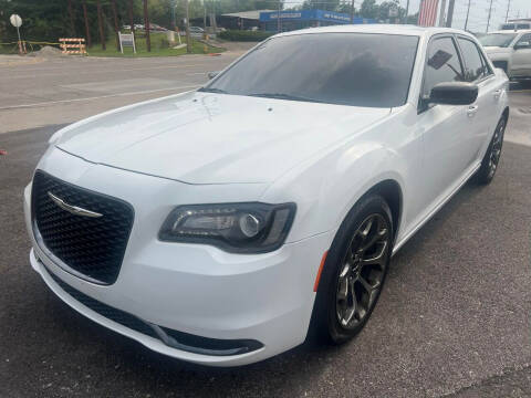 2019 Chrysler 300 for sale at K & B AUTO SALES LLC in Saint Louis MO