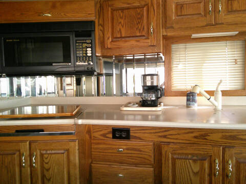 2000 Country Coach Intrigue