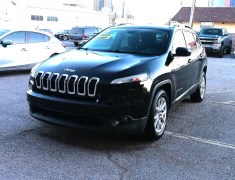 2017 Jeep Cherokee Sport