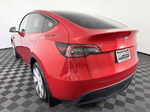 2023 Tesla Model Y Long Range