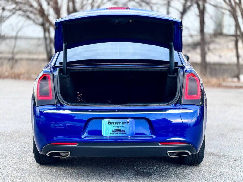 2018 Chrysler 300 Touring