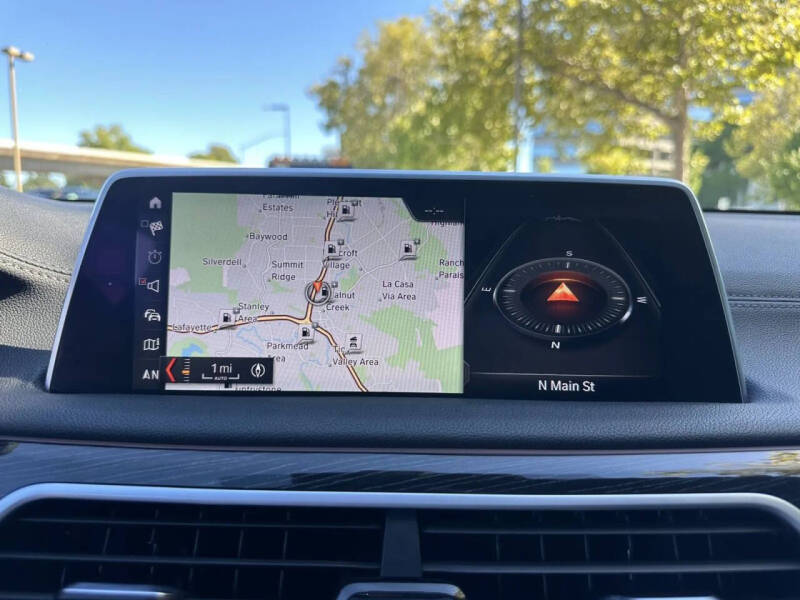 2018 BMW 7 Series 740i