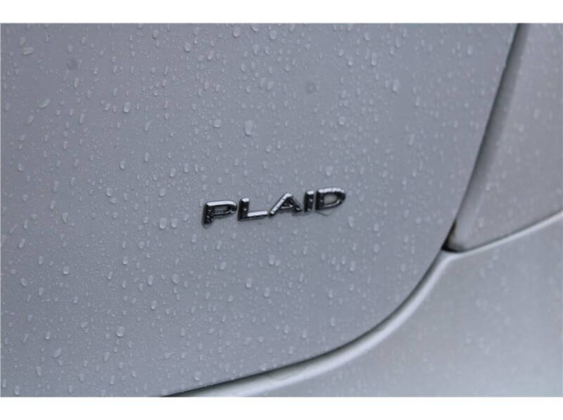 2022 Tesla Model S Plaid