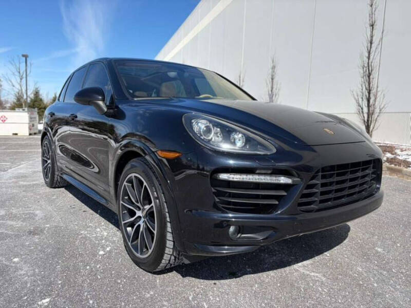 2013 Porsche Cayenne GTS