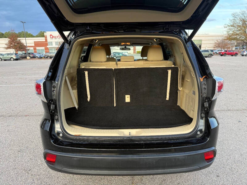 2015 Toyota Highlander LE