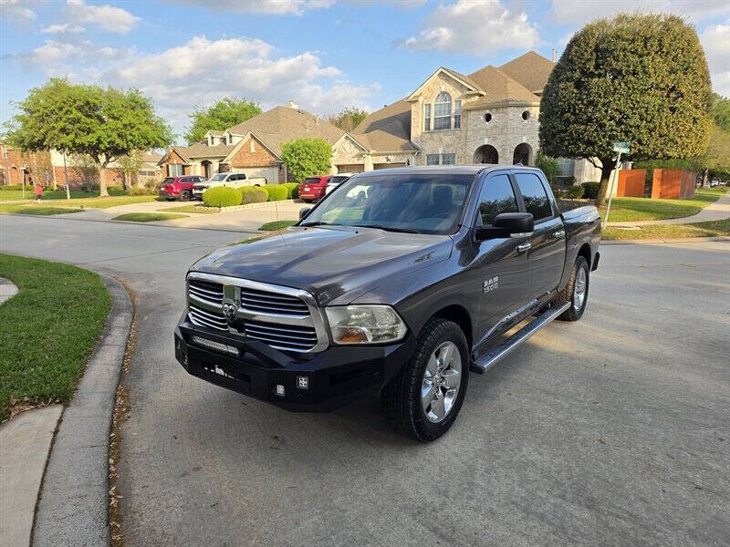 2015 RAM 1500 SLT