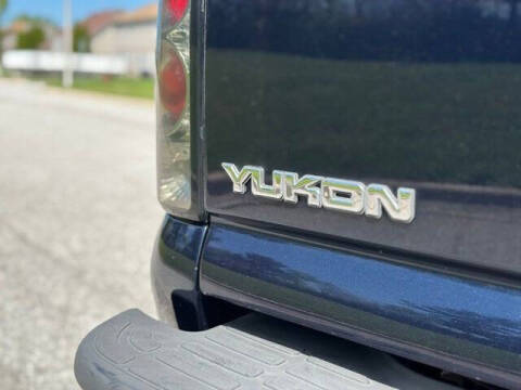 2005 GMC Yukon SLE