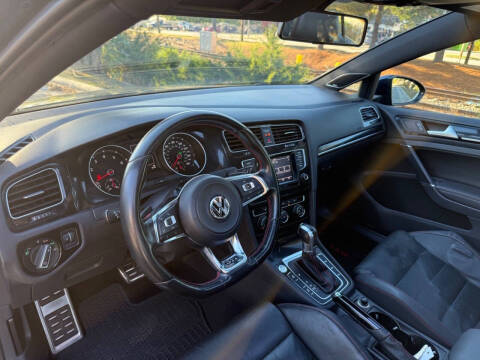 2015 Volkswagen Golf GTI SE
