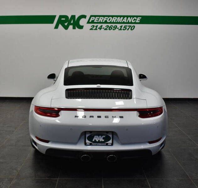 2017 Porsche 911 Carrera 4S