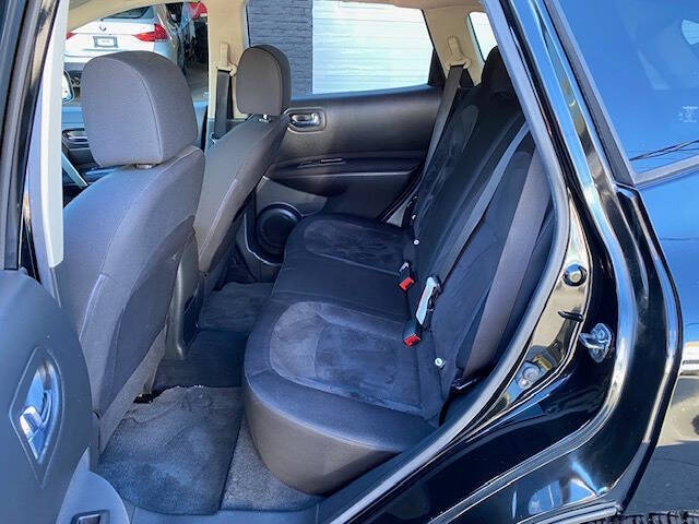 2010 Nissan Rogue S Krom