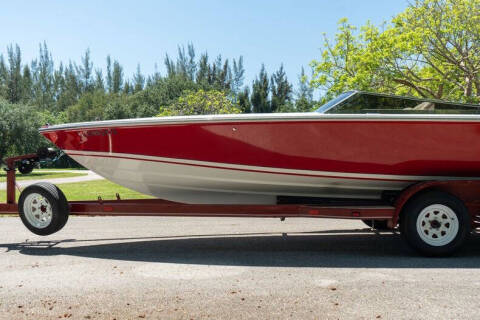 1994 Donzi Marine Classic 22