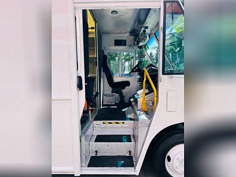 2008 Freightliner MT45 Chassis